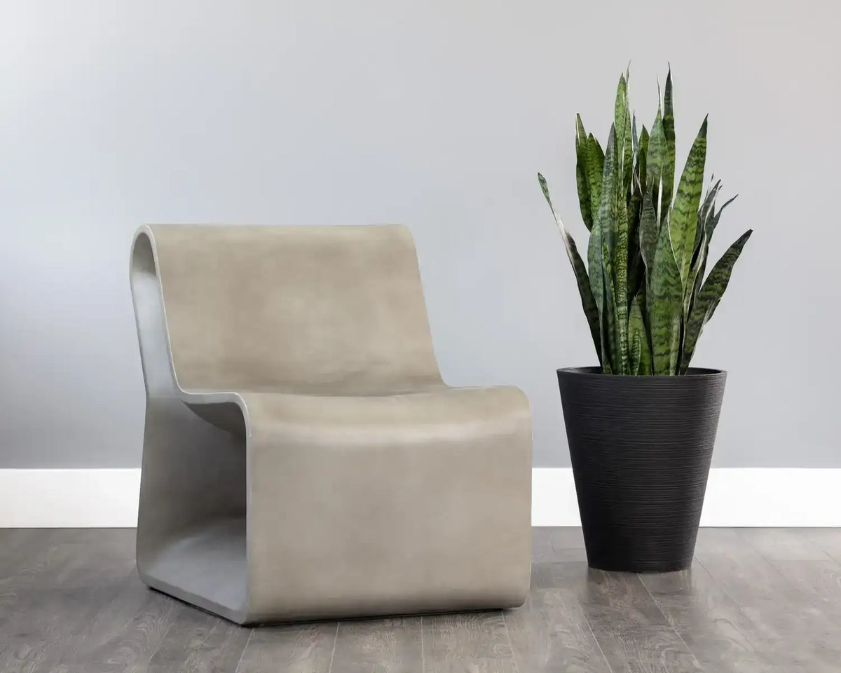 Sunpan ODYSSEY LOUNGE CHAIR - Outdoor Furniture