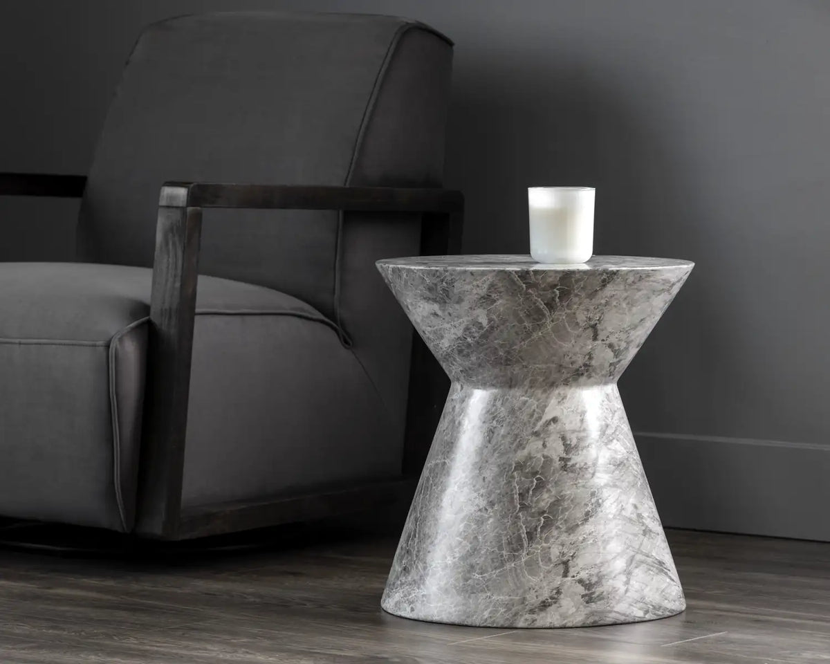 Sunpan ASTLEY END TABLE - Outdoor Furniture