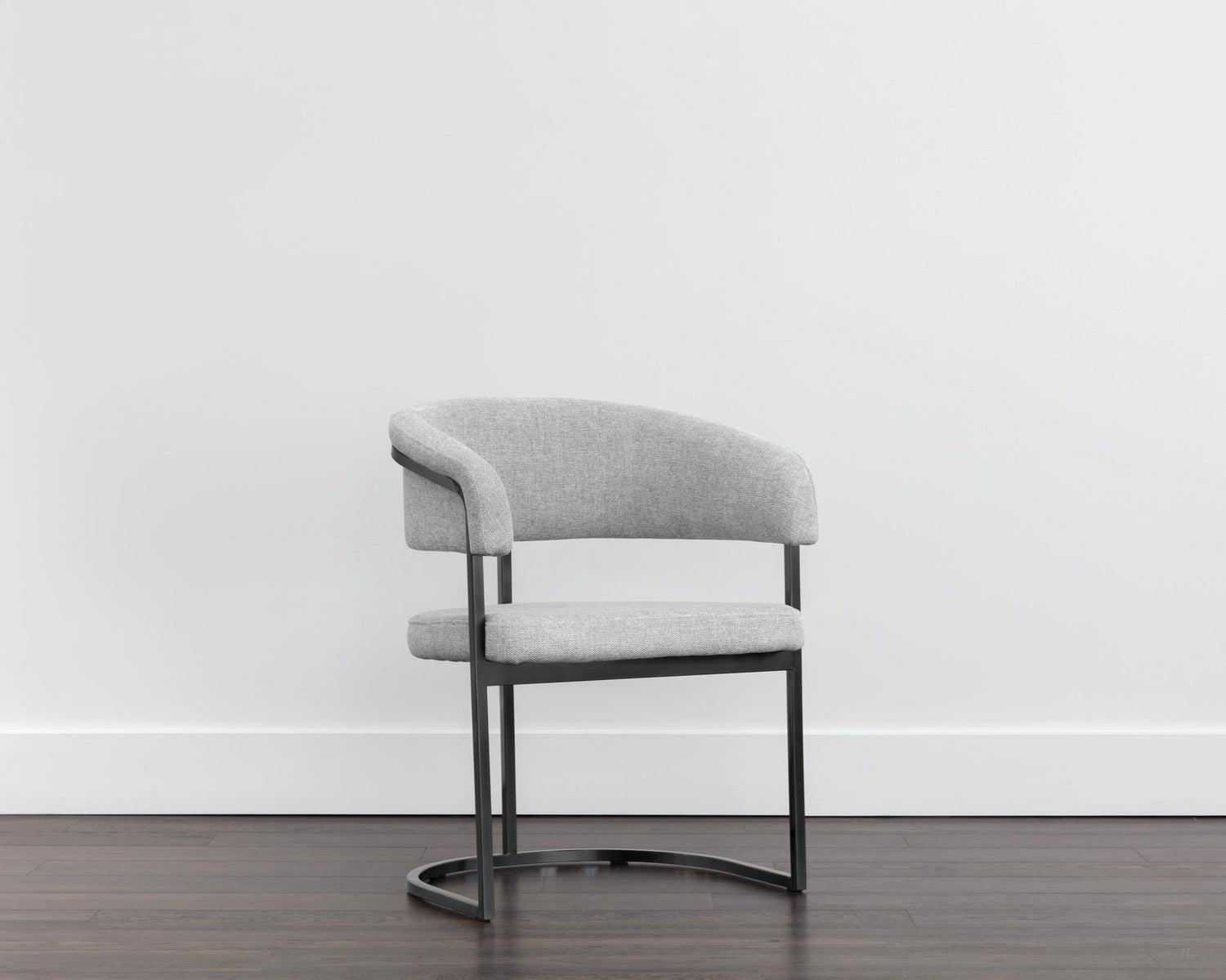 Sunpan MARRIS DINING ARMCHAIR - Dining Chairs
