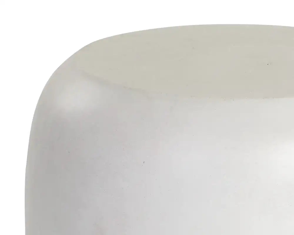 Sunpan IOLITE END TABLE - Outdoor Furniture