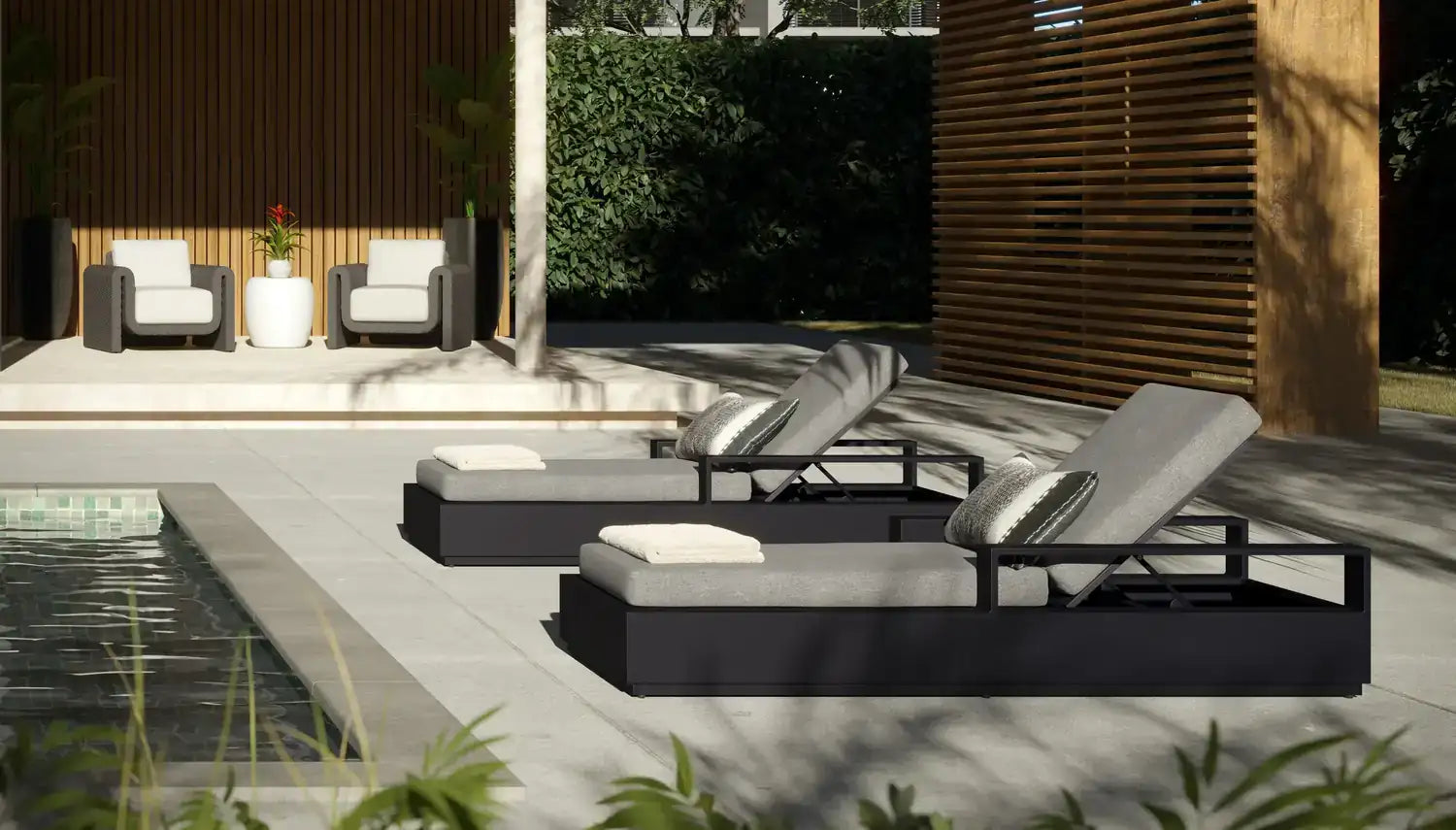 SUNPAN IOLITE END TABLE - Outdoor Furniture