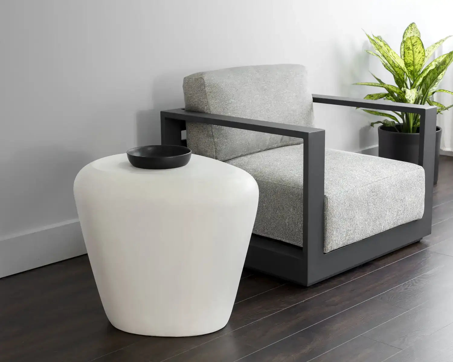 SUNPAN CORVO SIDE TABLE - Outdoor Furniture