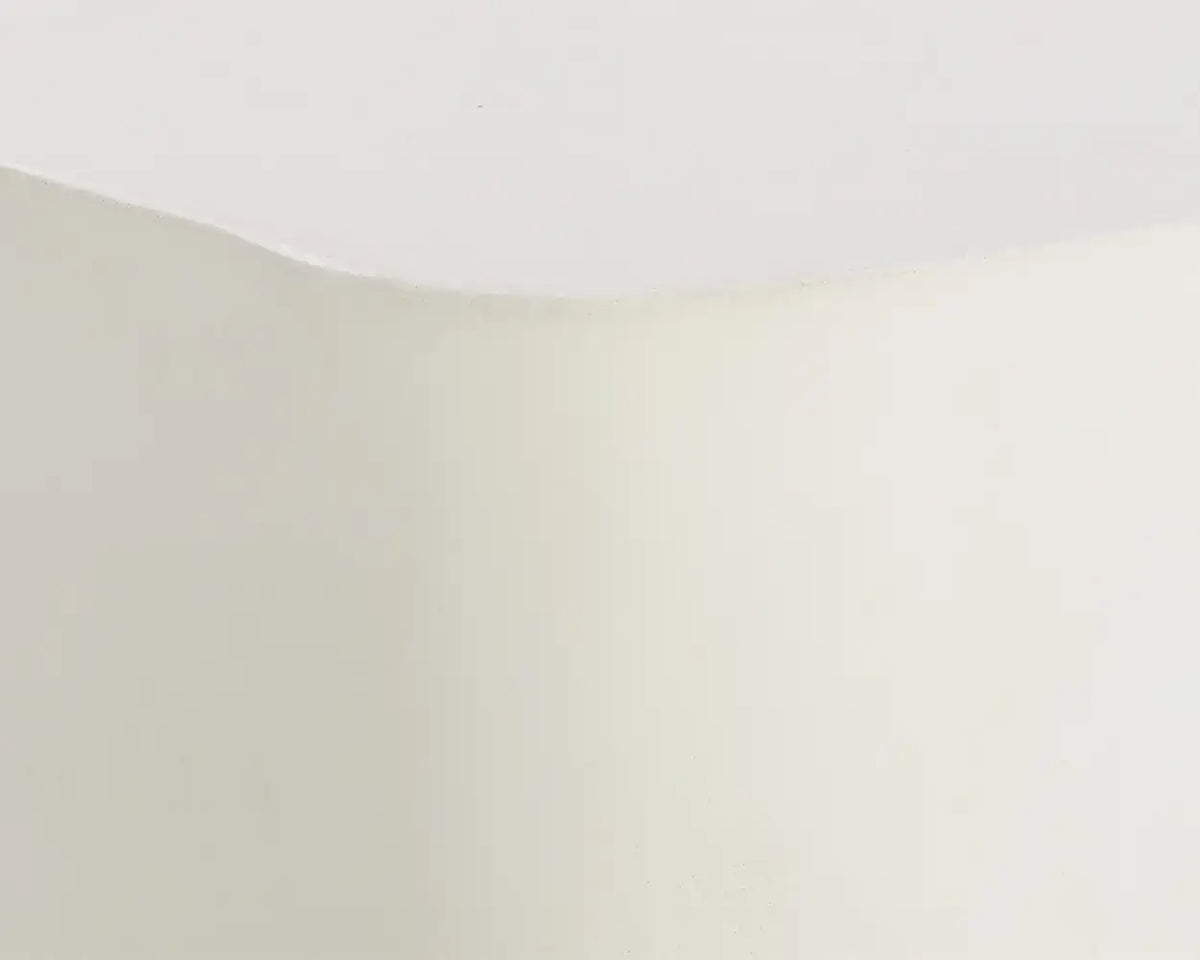Sunpan DALI END TABLE - Outdoor Furniture