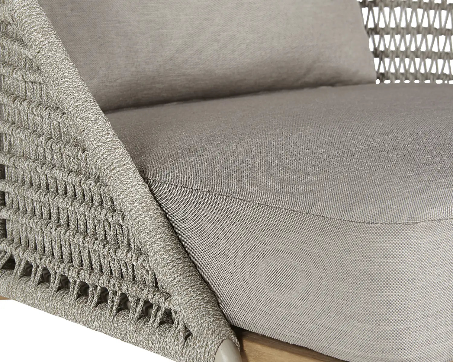Sunpan ANDRIA LOUNGE CHAIR - Outdoor Furniture
