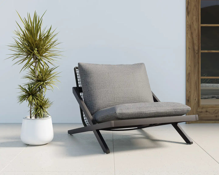 Sunpan BARI LOUNGE CHAIR - Outdoor Furniture