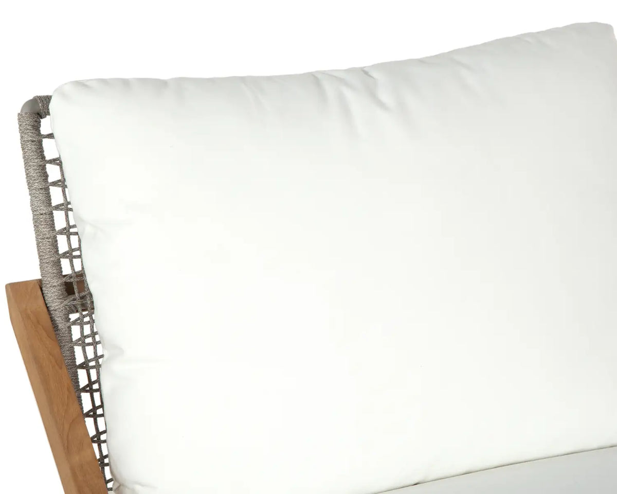 Sunpan BARI LOUNGE CHAIR - Outdoor Furniture