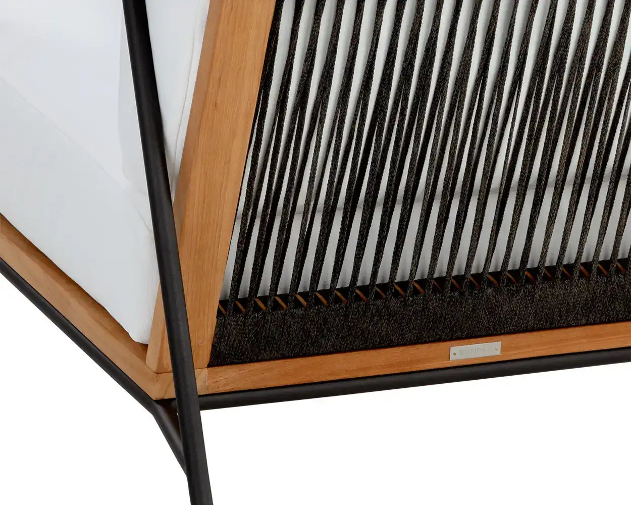 SUNPAN MILAN ARMCHAIR - Outdoor Furniture