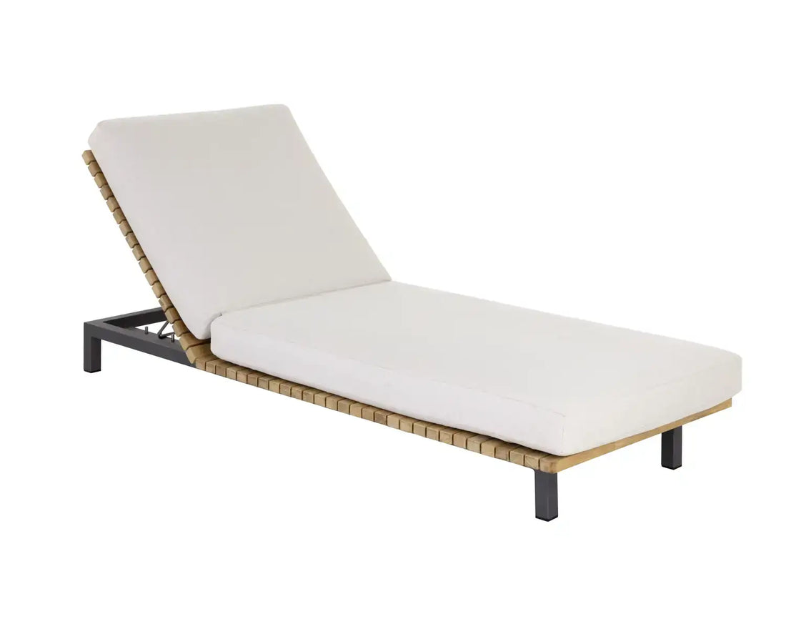 SUNPAN GENEVE LOUNGER - Outdoor Furniture