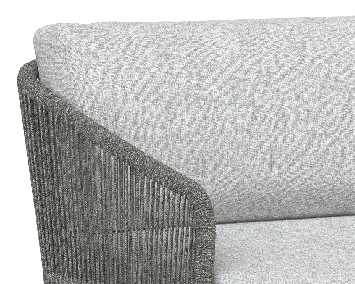 Sunpan ALLARIZ SWIVEL ARMCHAIR - Outdoor Furniture
