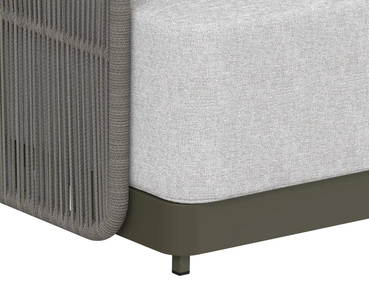 Sunpan ALLARIZ SOFA - Outdoor Furniture
