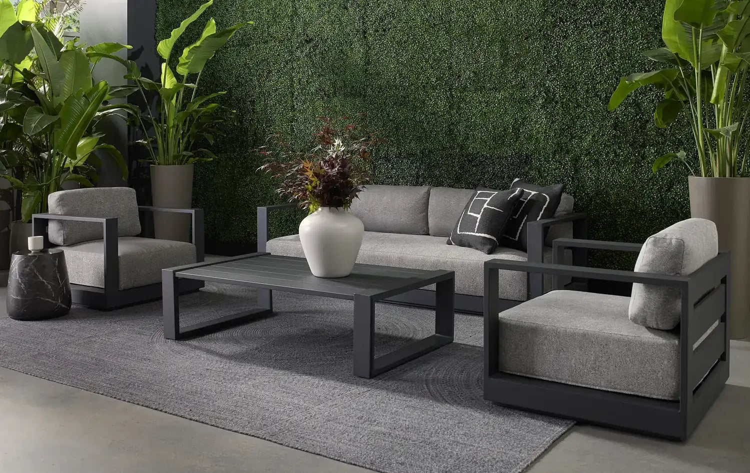 SUNPAN TAVIRA ARMCHAIR - Outdoor Furniture