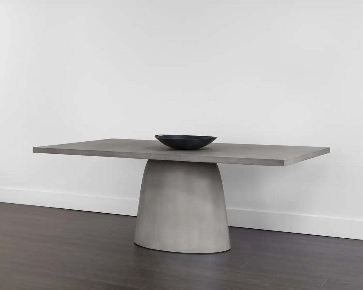 Sunpan CAVALLINI DINING TABLE - Outdoor Furniture
