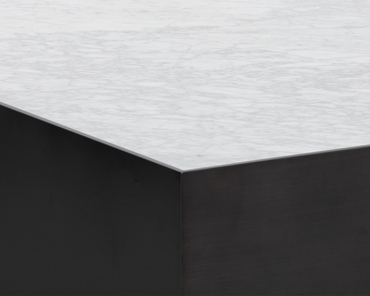 Sunpan SELAH COFFEE TABLE - Coffee