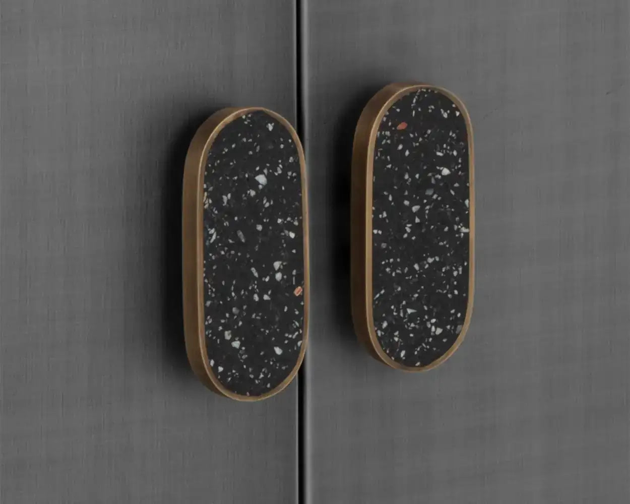 SUNPAN VISERYS SIDEBOARD - Side