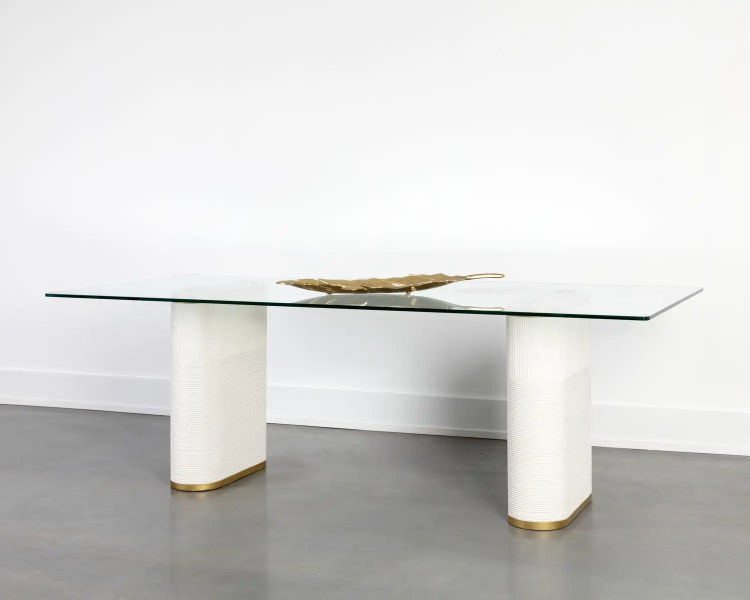 Sunpan AEMOND DINING TABLE - Outdoor Furniture