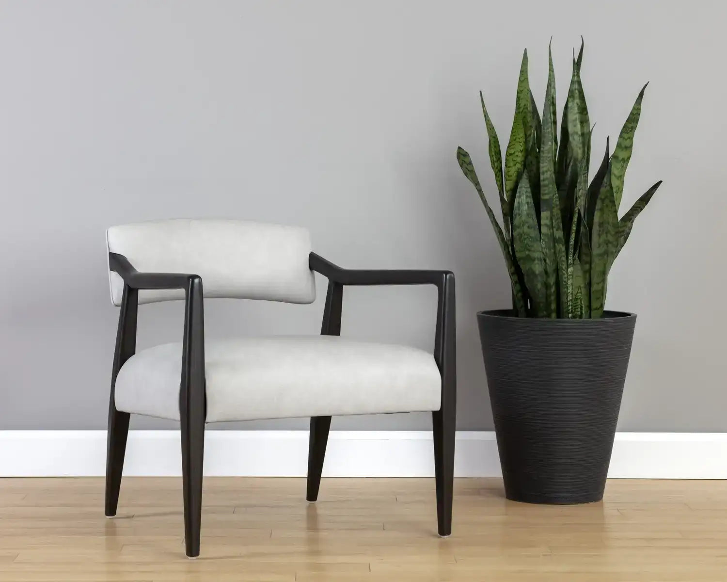 SUNPAN KEAGAN LOUNGE CHAIR - Lounge