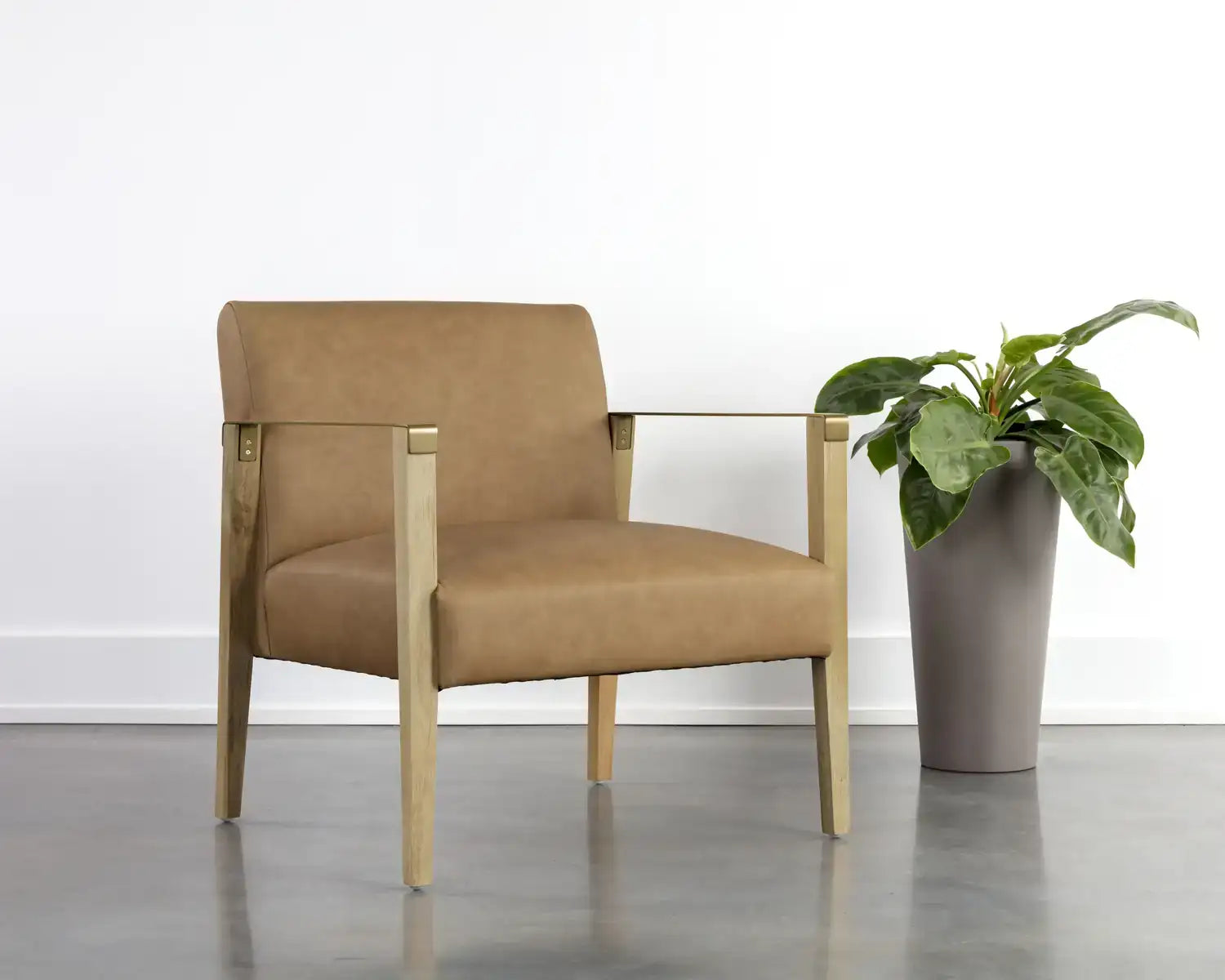 EARL LOUNGE CHAIR - RUSTIC OAK - LUDLOW SESAME LEATHER - Lounge