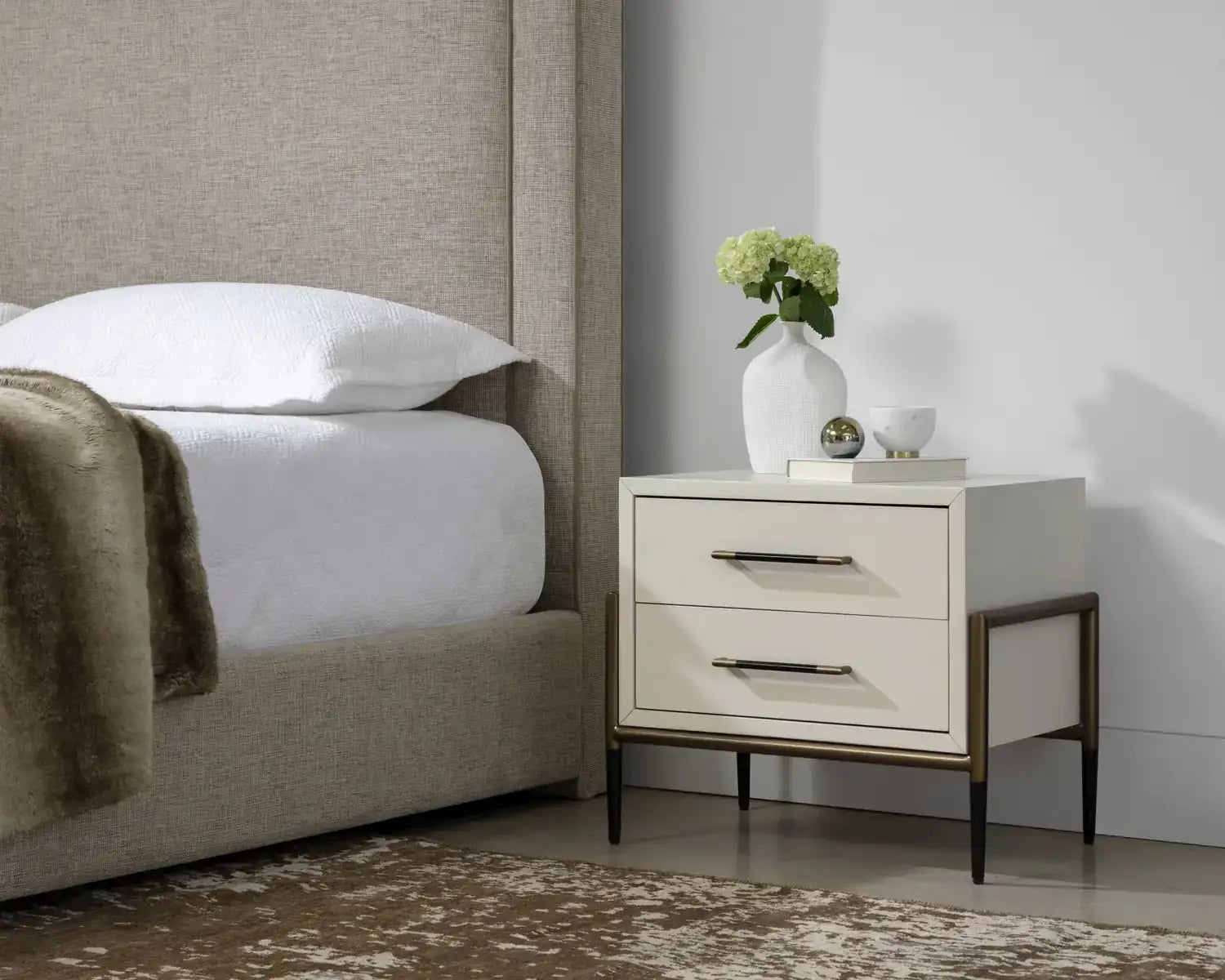 Sunpan WELDRICK NIGHTSTAND - Nightstands