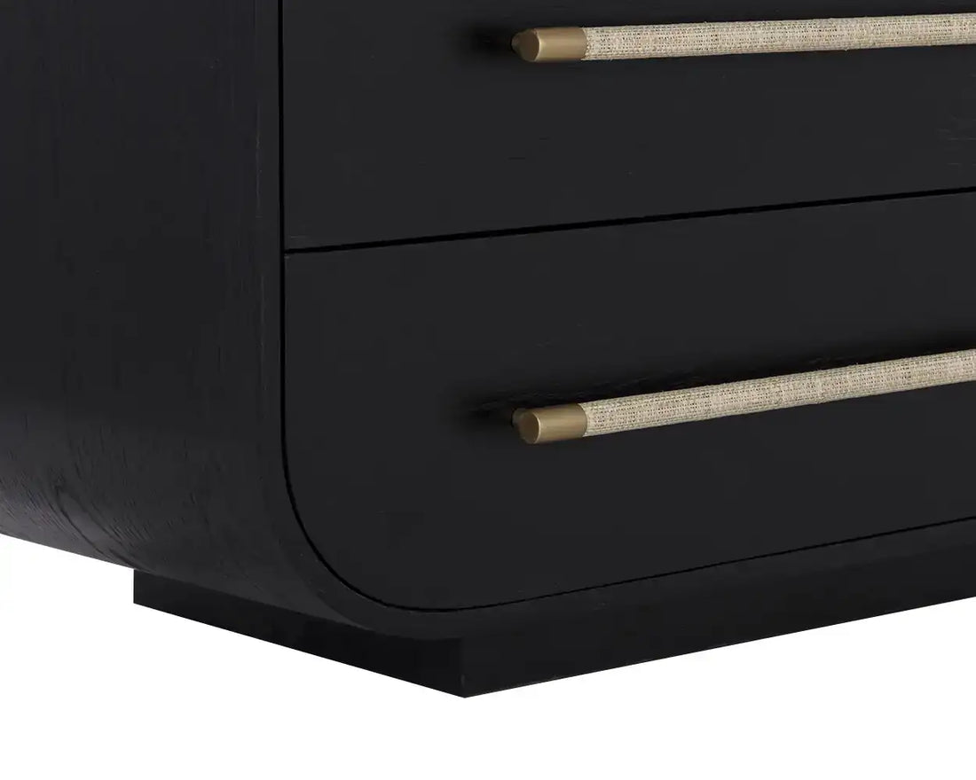 SUNPAN TARRANT DRESSER - Dressers