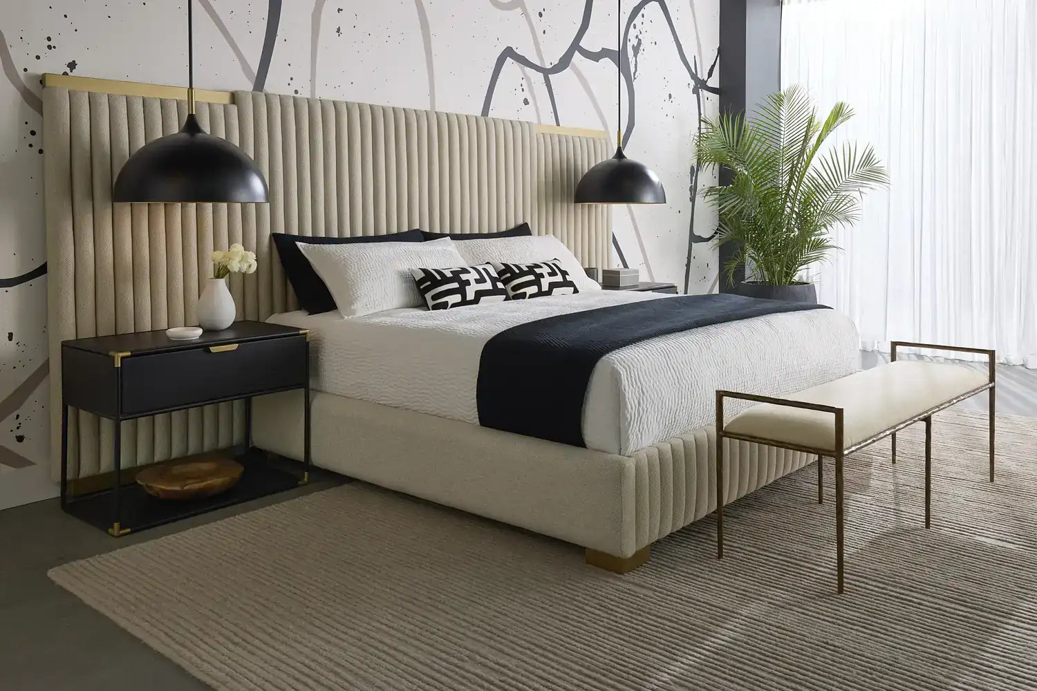 SUNPAN TARRANT BED - Beds