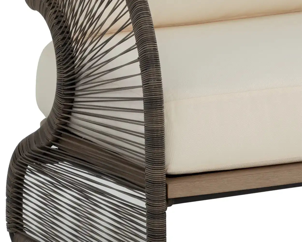 SUNPAN TOULON LOUNGE CHAIR - Outdoor Furniture