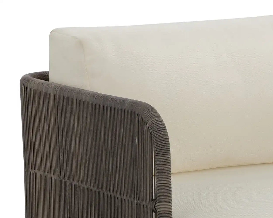 Sunpan RAVENNA SWIVEL ARMCHAIR - Outdoor Furniture