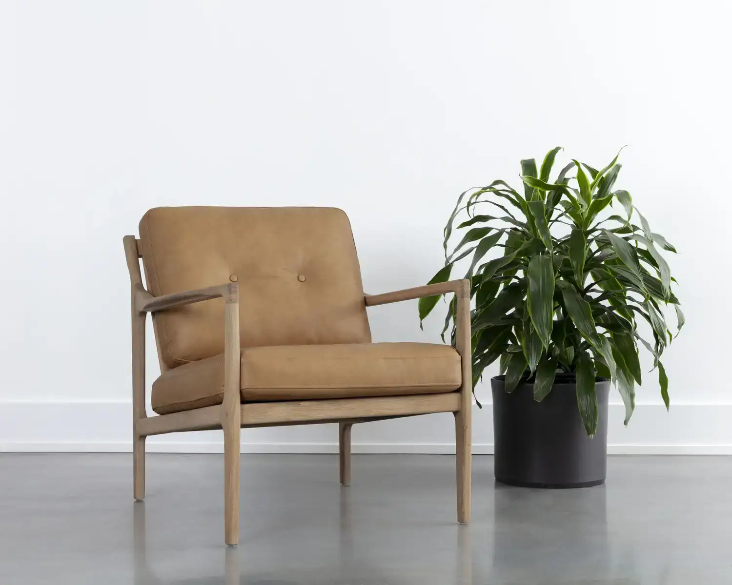 SUNPAN GILMORE LOUNGE CHAIR - Lounge