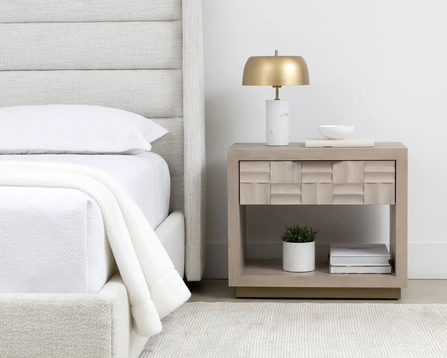 SUNPAN AKAVA NIGHTSTAND - Nightstands