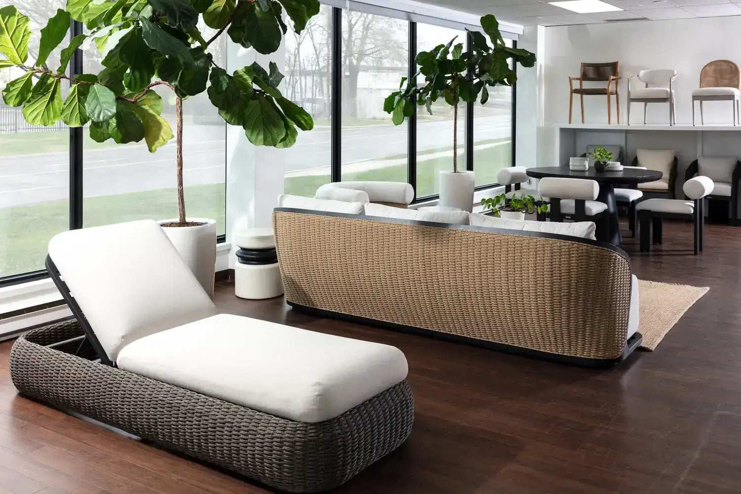 SUNPAN SUMIE END TABLE - Outdoor Furniture