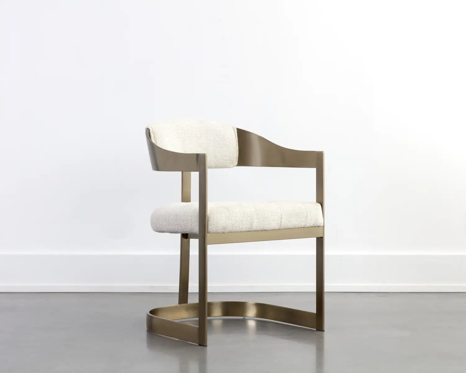 Sunpan BEAUMONT DINING ARMCHAIR - Dining Chairs