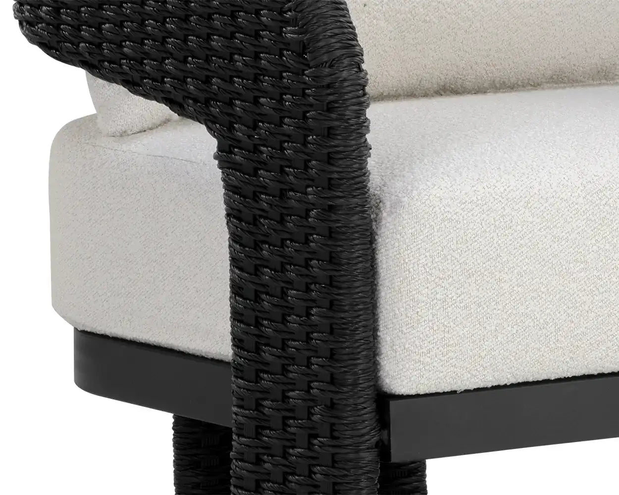 SUNPAN PYLOS LOUNGE CHAIR - Outdoor Furniture