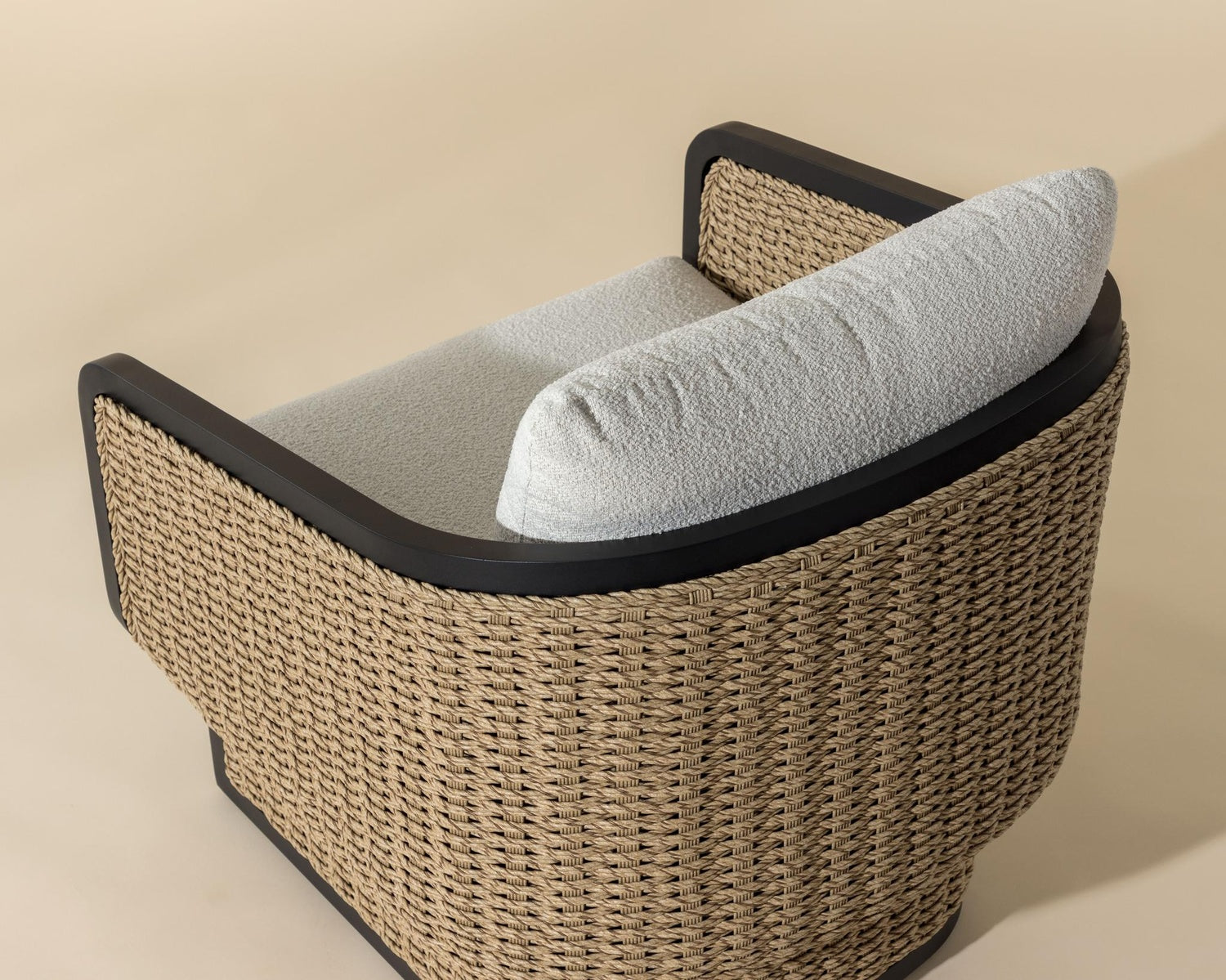 SUNPAN OLBIA LOUNGE CHAIR - Outdoor Furniture