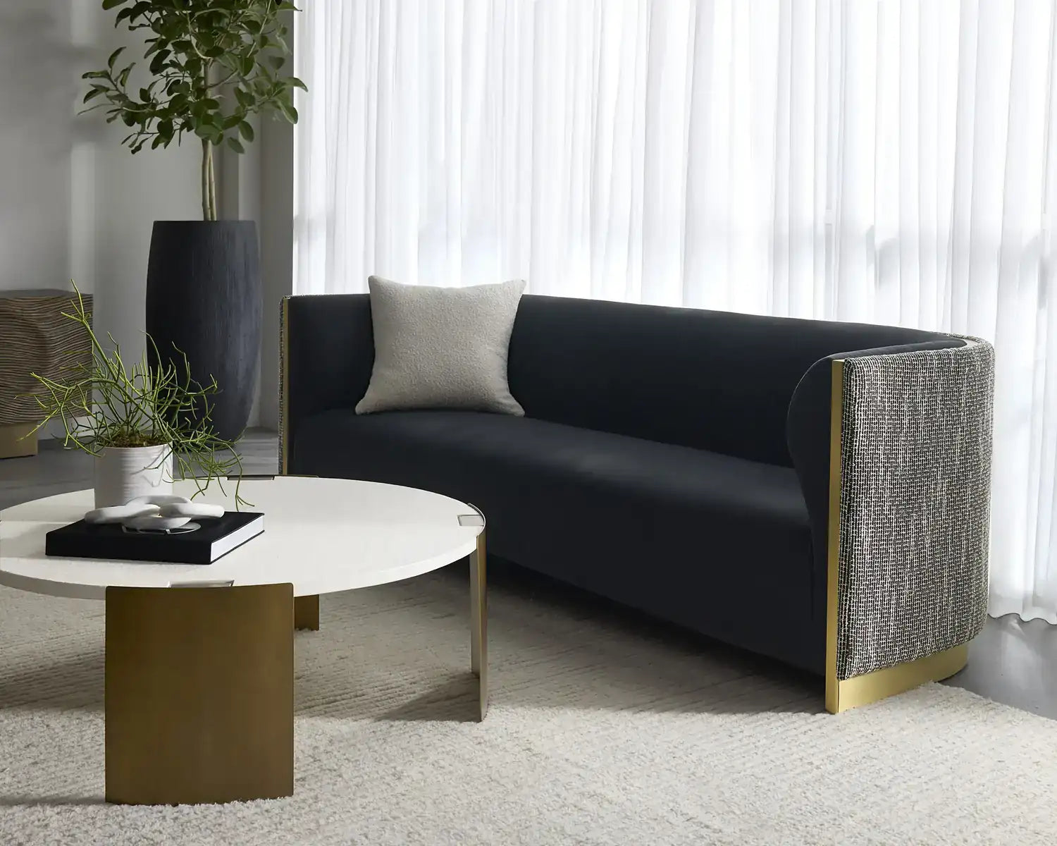 Sunpan LARRON SOFA - Sofa