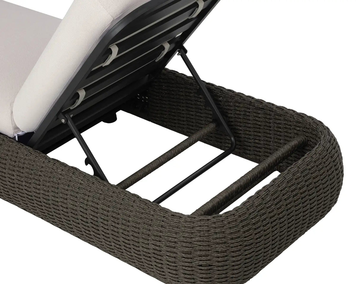 Sunpan BARCELONA LOUNGER - Outdoor Furniture