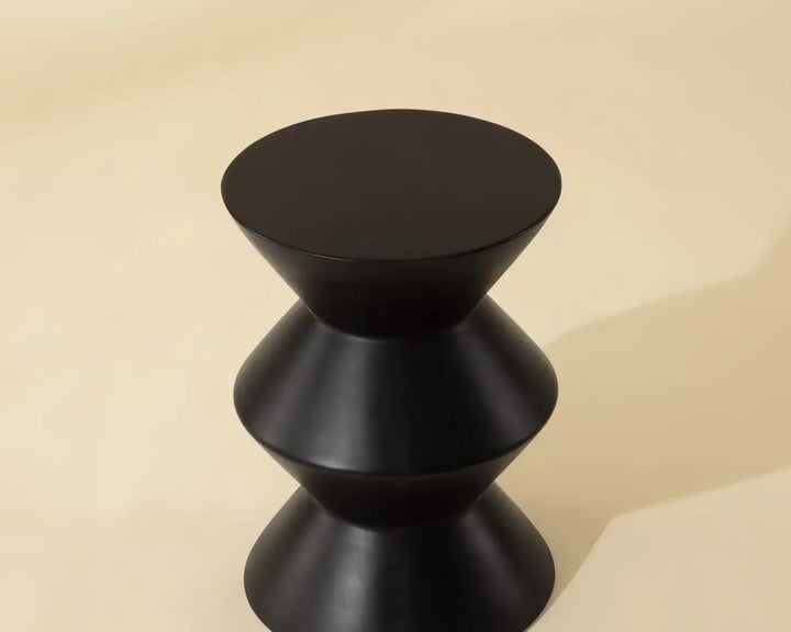 Sunpan UNION END TABLE - Outdoor Furniture