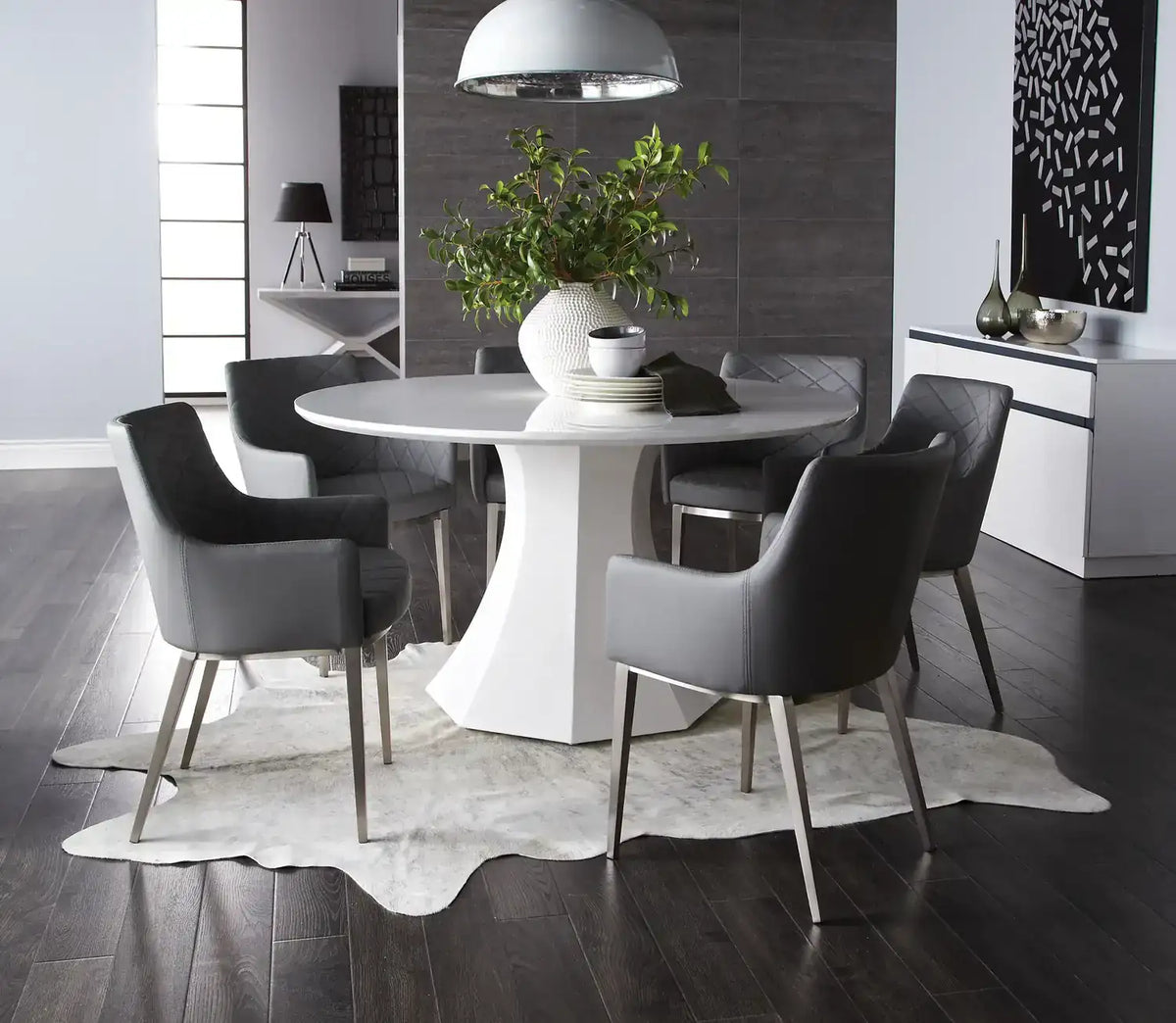 Sunpan SANARA DINING TABLE - Dining Tables