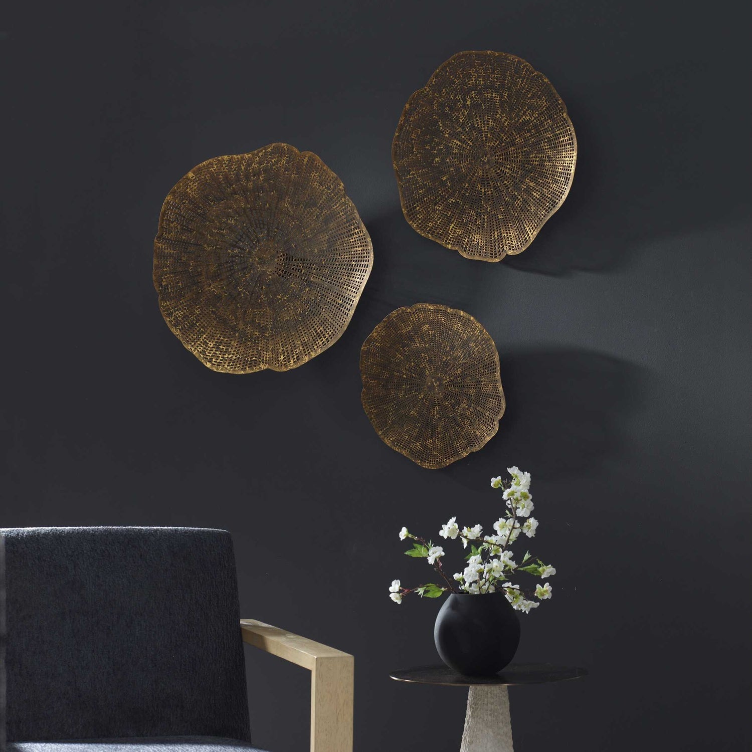 UTTERMOST RADIANCE METAL WALL DECOR - Art
