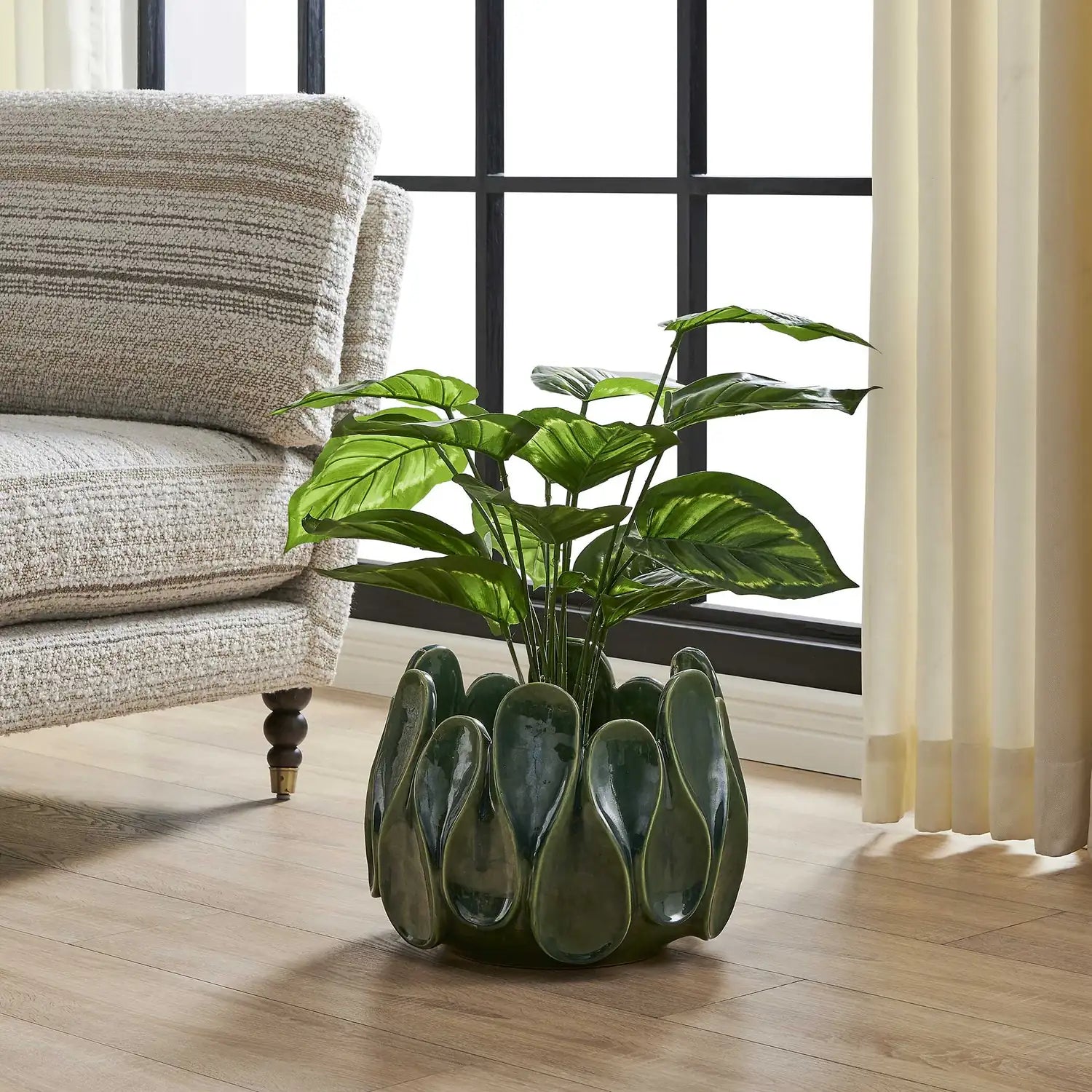 UTTERMOST PETAL PINCH INDOOR-OUTDOOR BOWL - Decorative Accents