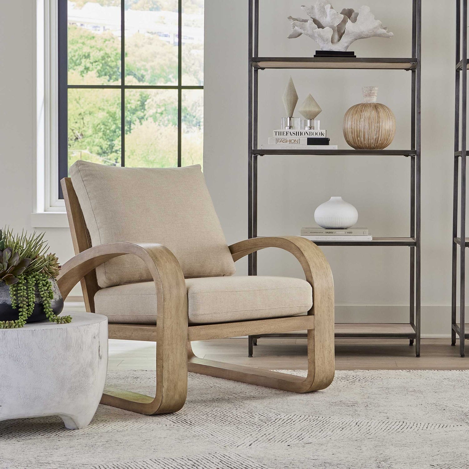 UTTERMOST BARBORA ACCENT CHAIR - Lounge