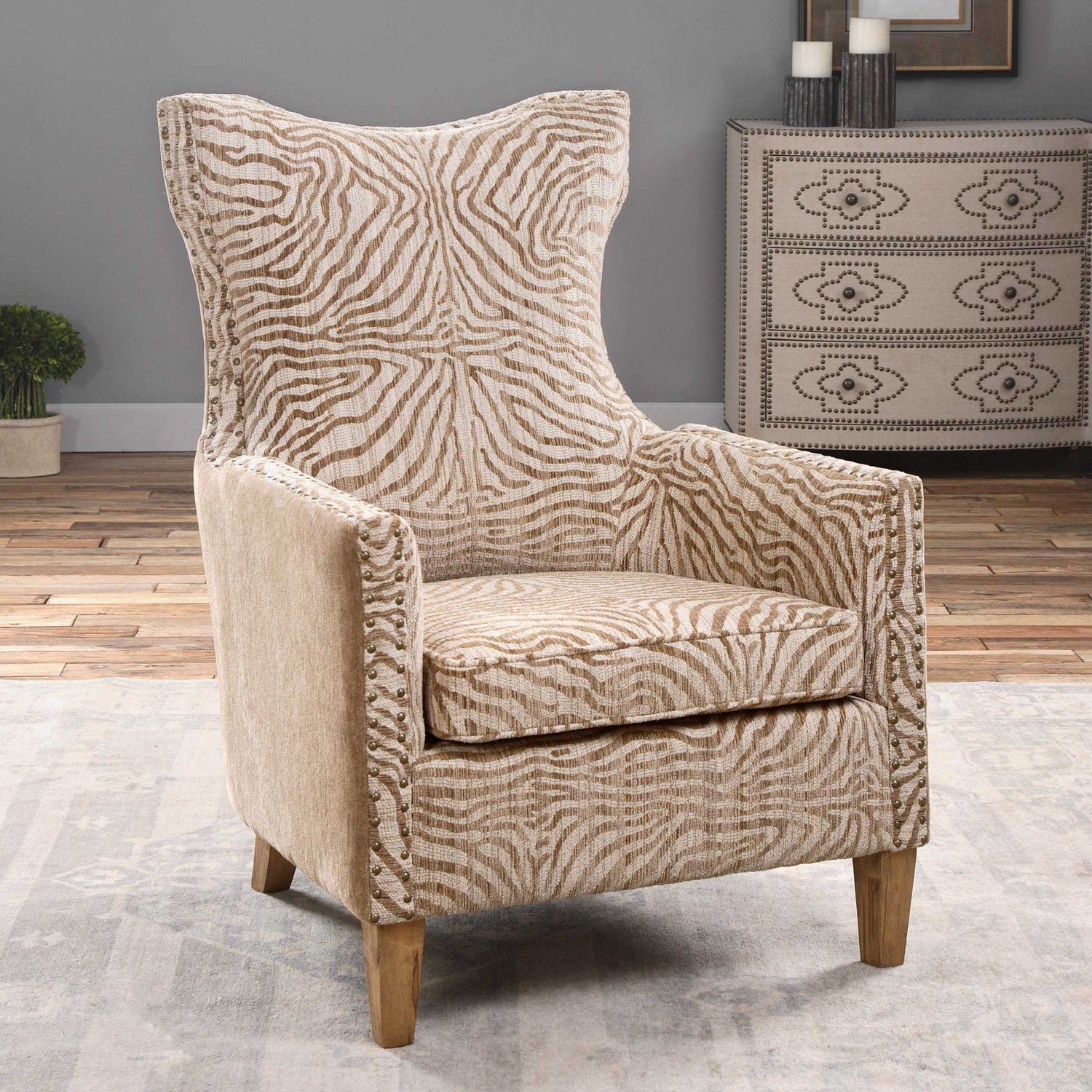 UTTERMOST KIANGO ANIMAL PATTERN ARMCHAIR - Lounge