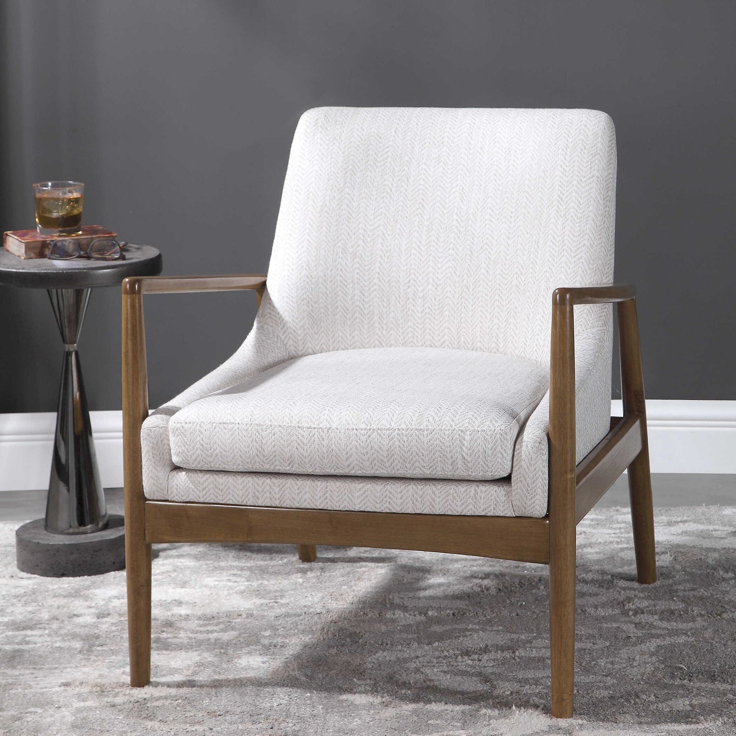 UTTERMOST BEV ACCENT CHAIR - Lounge