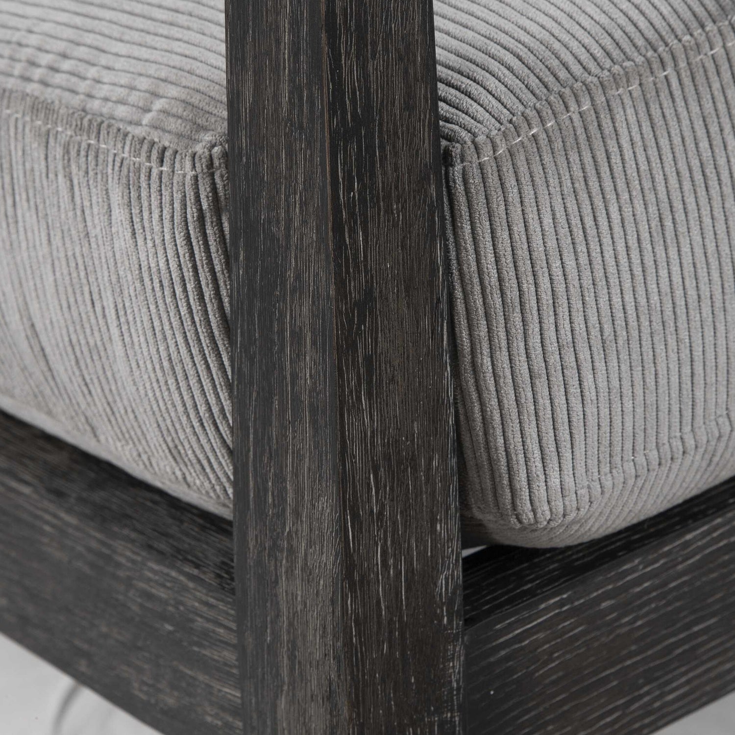 UTTERMOST BRUNEI MODERN ACCENT CHAIR - Lounge