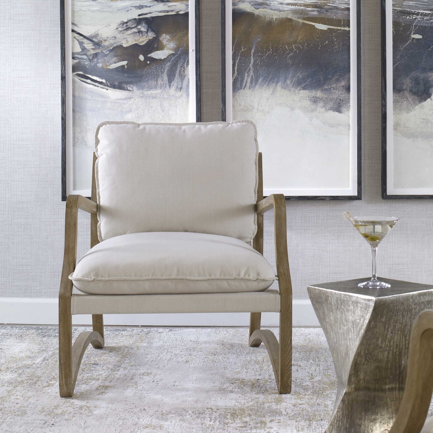 UTTERMOST MELORA SOLID ACCENT CHAIR - Lounge