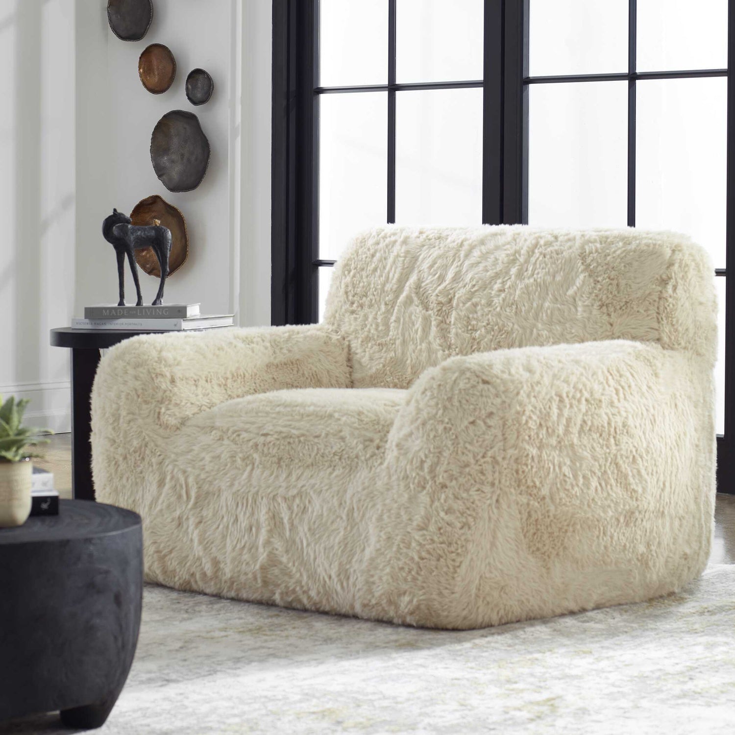 UTTERMOST ABIDE SHEEPSKIN ACCENT CHAIR - Lounge