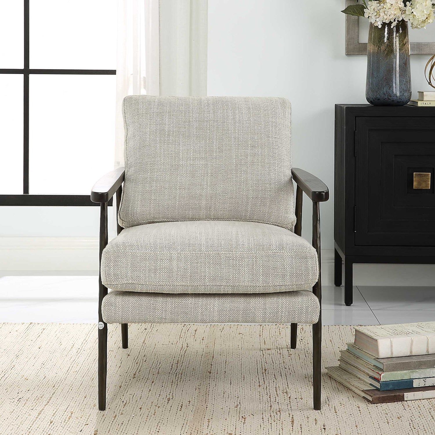 UTTERMOST SEBASTIAN CAST ACCENT CHAIR - Lounge