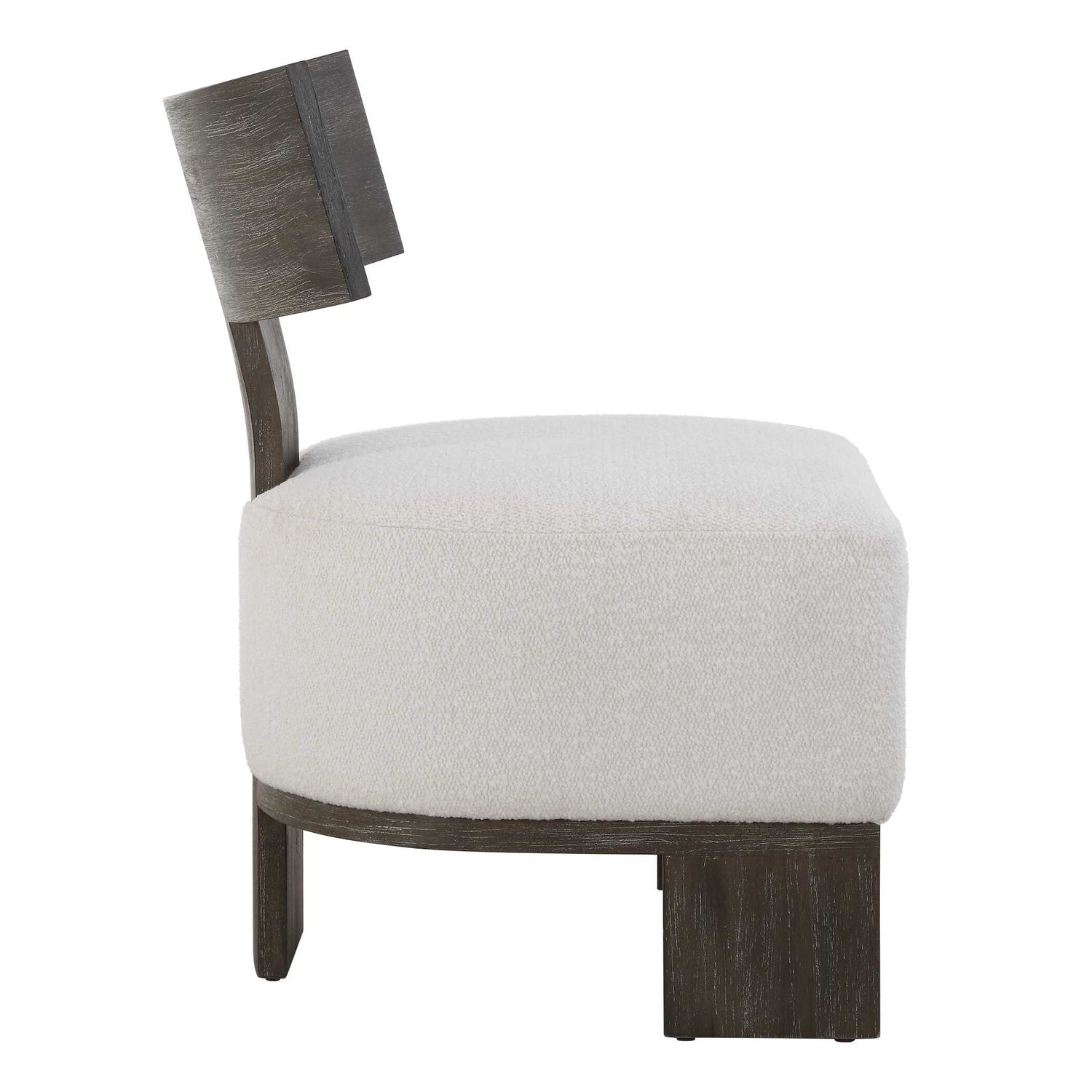 UTTERMOST FINLAY ACCENT CHAIR - Lounge
