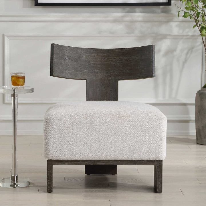 UTTERMOST FINLAY ACCENT CHAIR - Lounge