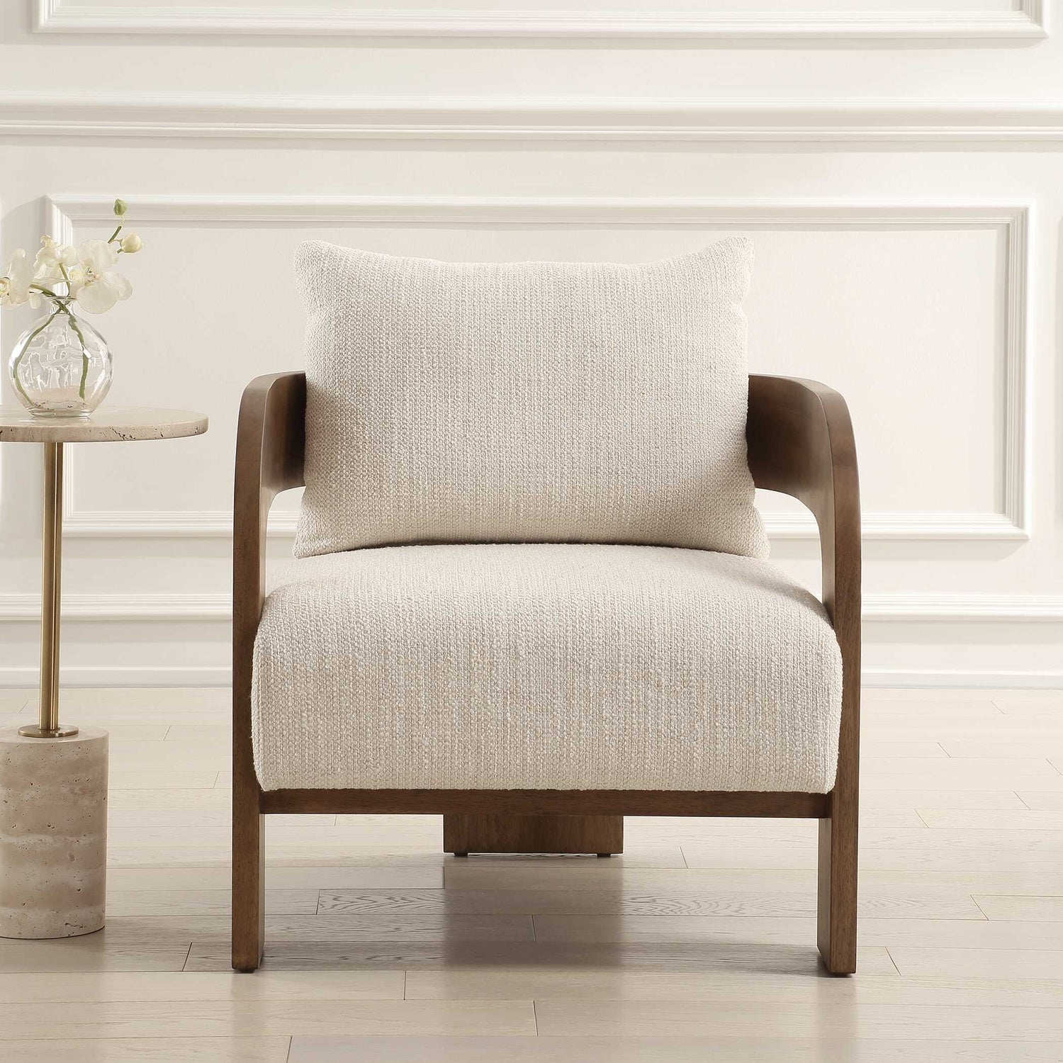 UTTERMOST ROWAN ACCENT CHAIR - Lounge