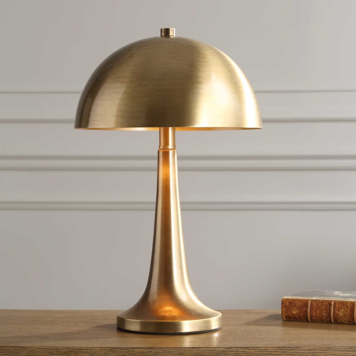UTTERMOST, DAME TABLE LAMP, TABLE LAMPS
