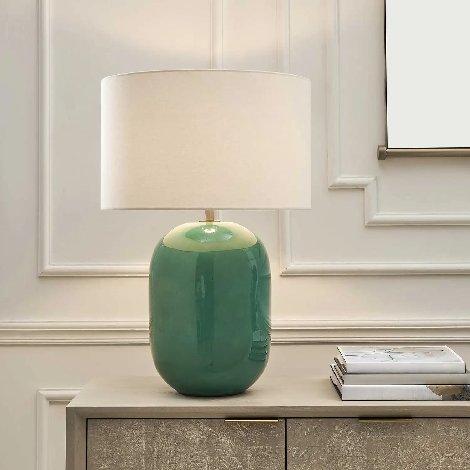 UTTERMOST HOLLIS TABLE LAMP
